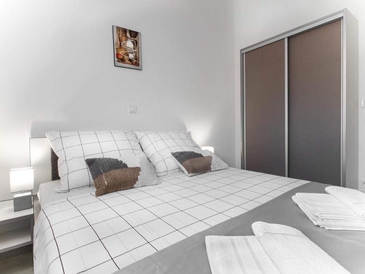 Villa Sirenis Trogir Ngoại thất bức ảnh