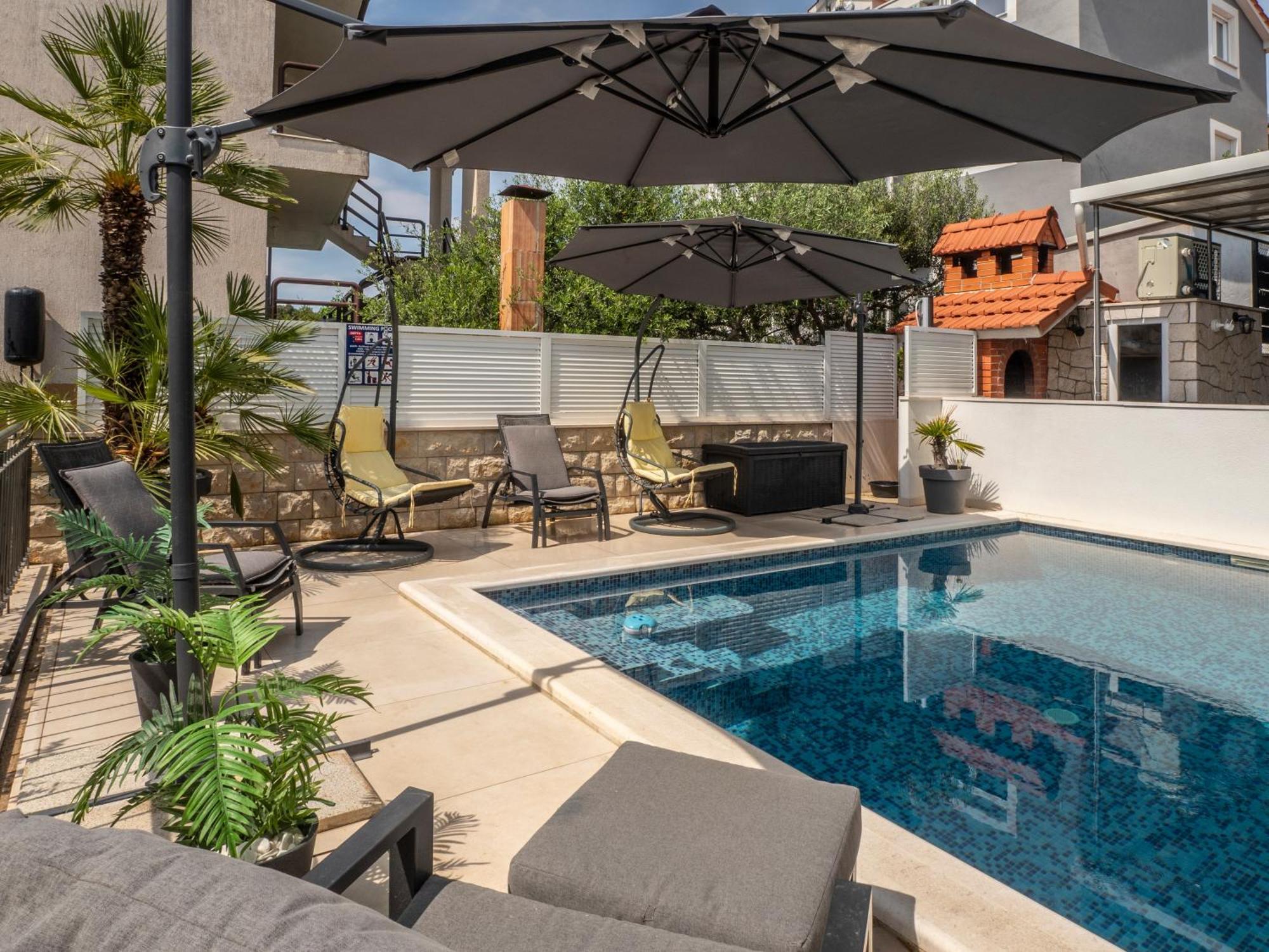 Villa Sirenis Trogir Ngoại thất bức ảnh